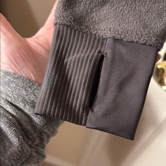 NWT FLX Women's Charcoal Fleece hooded sweatshirt - Picture 6 of 9